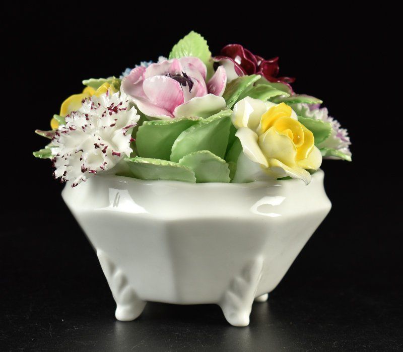 蔵A5860c】ロイヤルドルトン 陶花 フラワー オブジェ 置物 - メルカリ