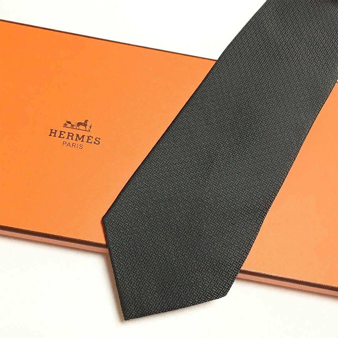 未使用級 エルメス HERMES ネクタイ シルク100% ブラック