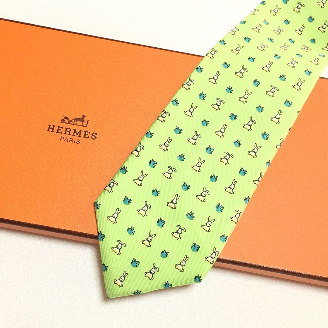 未使用級 エルメス HERMES ネクタイ シルク100% ライトグリーン