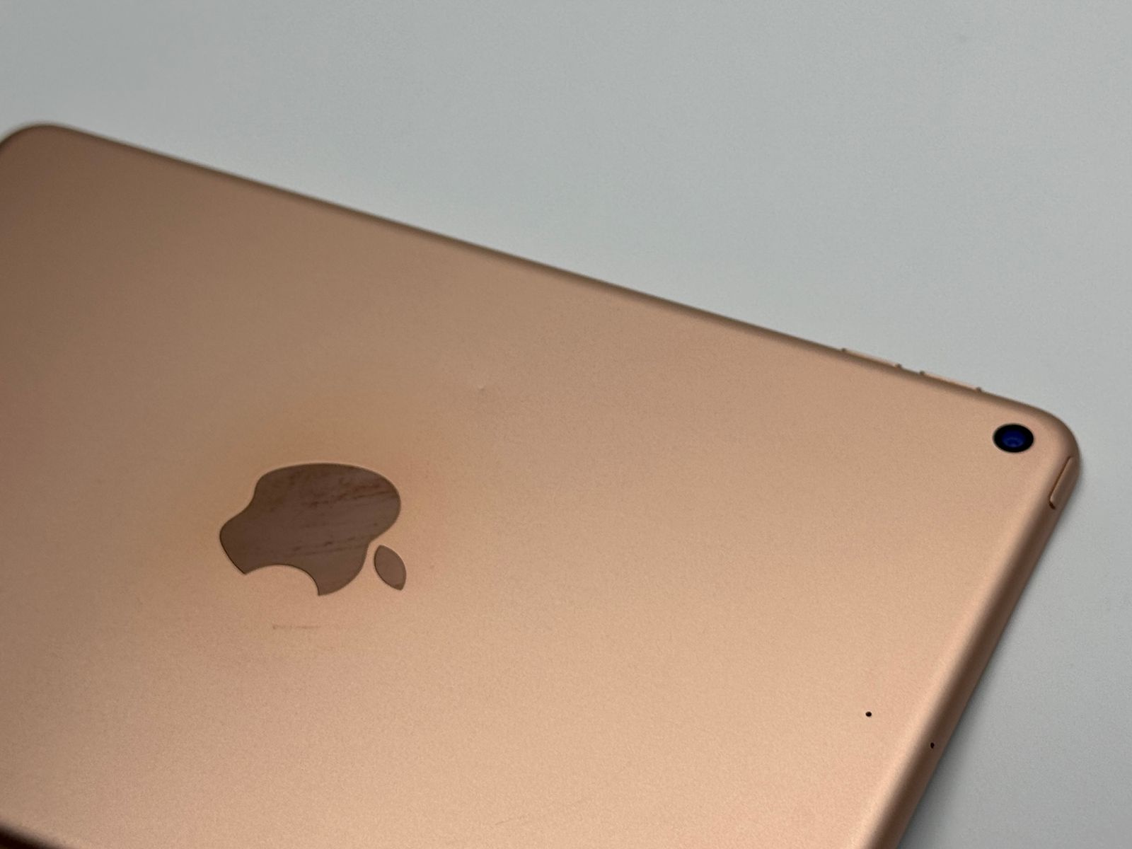 中古B】iPad mini 第5世代 64GB ゴールド Wi-Fi バッテリー【90