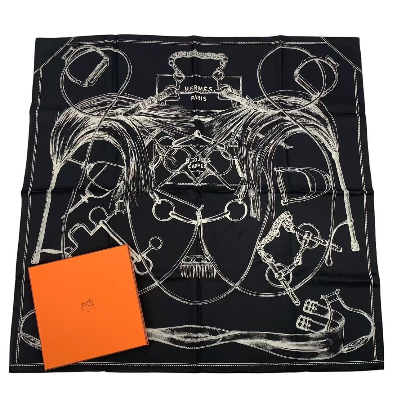 エルメス カレ90 Projets Carres 計画力 新品同様 HERMES エルメス スカーフ カレ90 シルク Projets Carres au