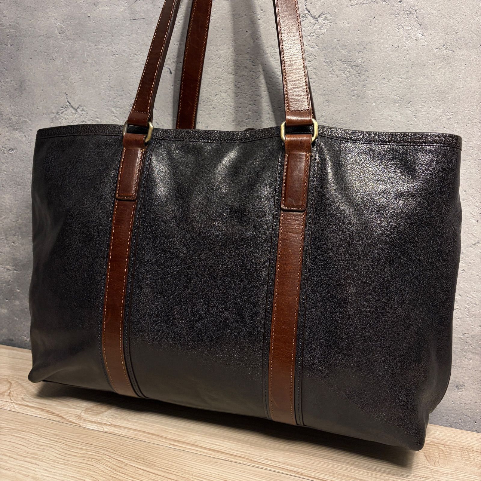 e*️様 土屋鞄✨アルマス トートバッグ バッファローレザー ALMAS ✨美品 土屋鞄 アルマス トートバッグ バッファロー レザー A4収納可