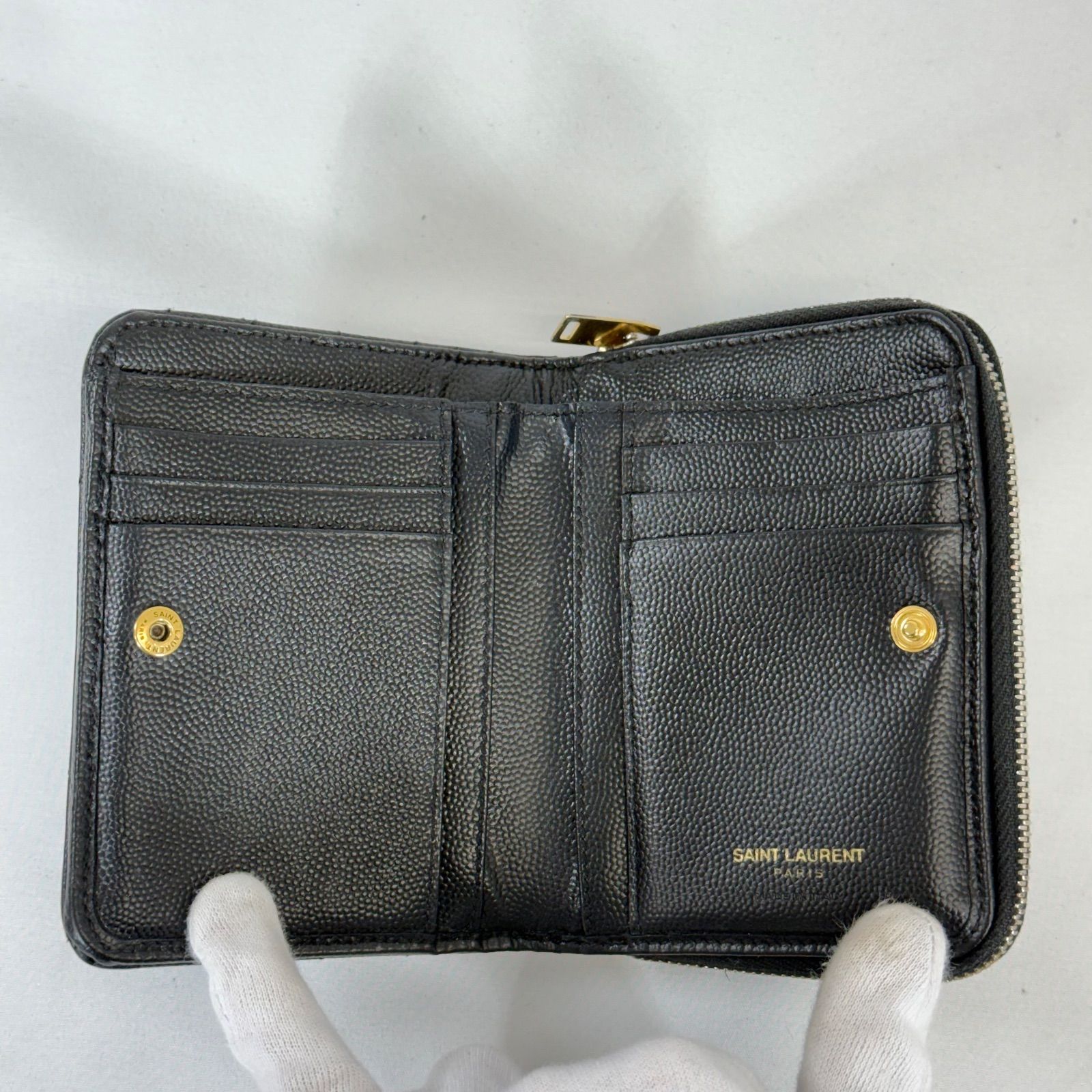 人気・美品】Yves Saint Laurent イヴ サンローラン キャビアスキン 