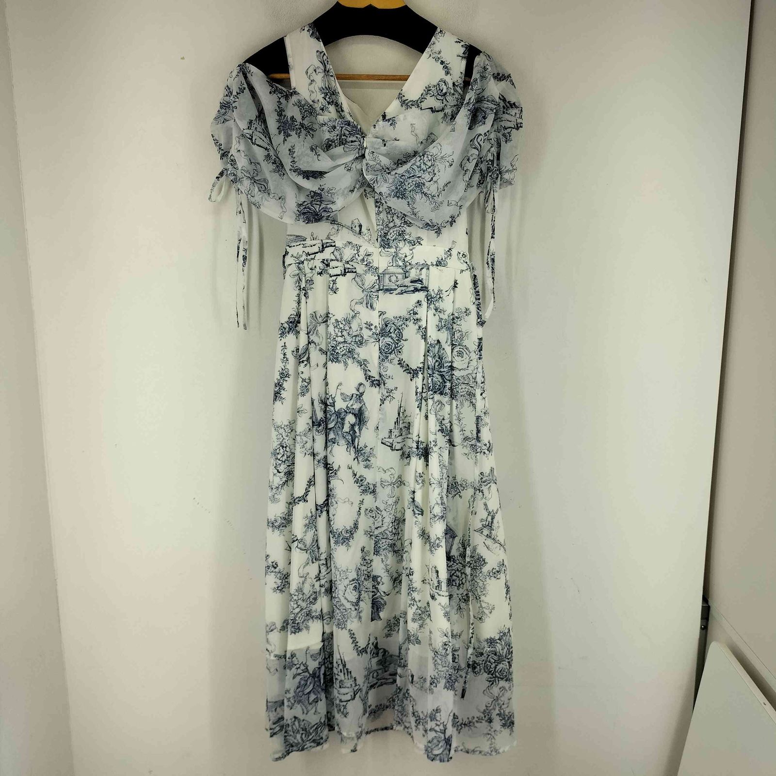 ユーズドフルギ USED古着 25SS Riu Twist ribbon Toile de Jouy dress