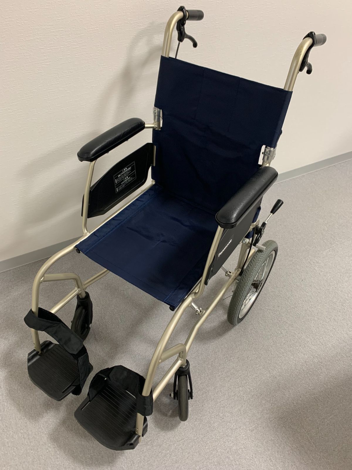 超軽量》介助式 標準 車いす：PanasoniライクルR ネイビー（40幅