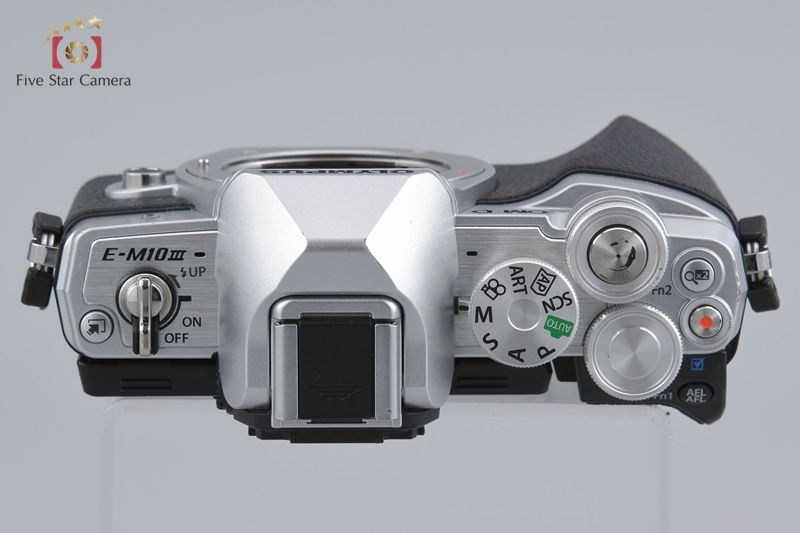 OLYMPUS オリンパス 【中古】OLYMPUS オリンパス OM-D E-M10 Mark III