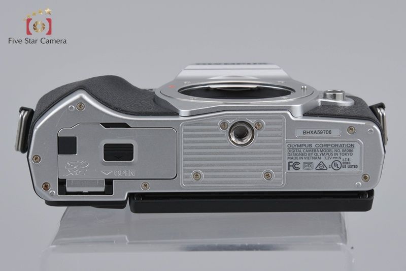 OLYMPUS オリンパス 【中古】OLYMPUS オリンパス OM-D E-M10 Mark III