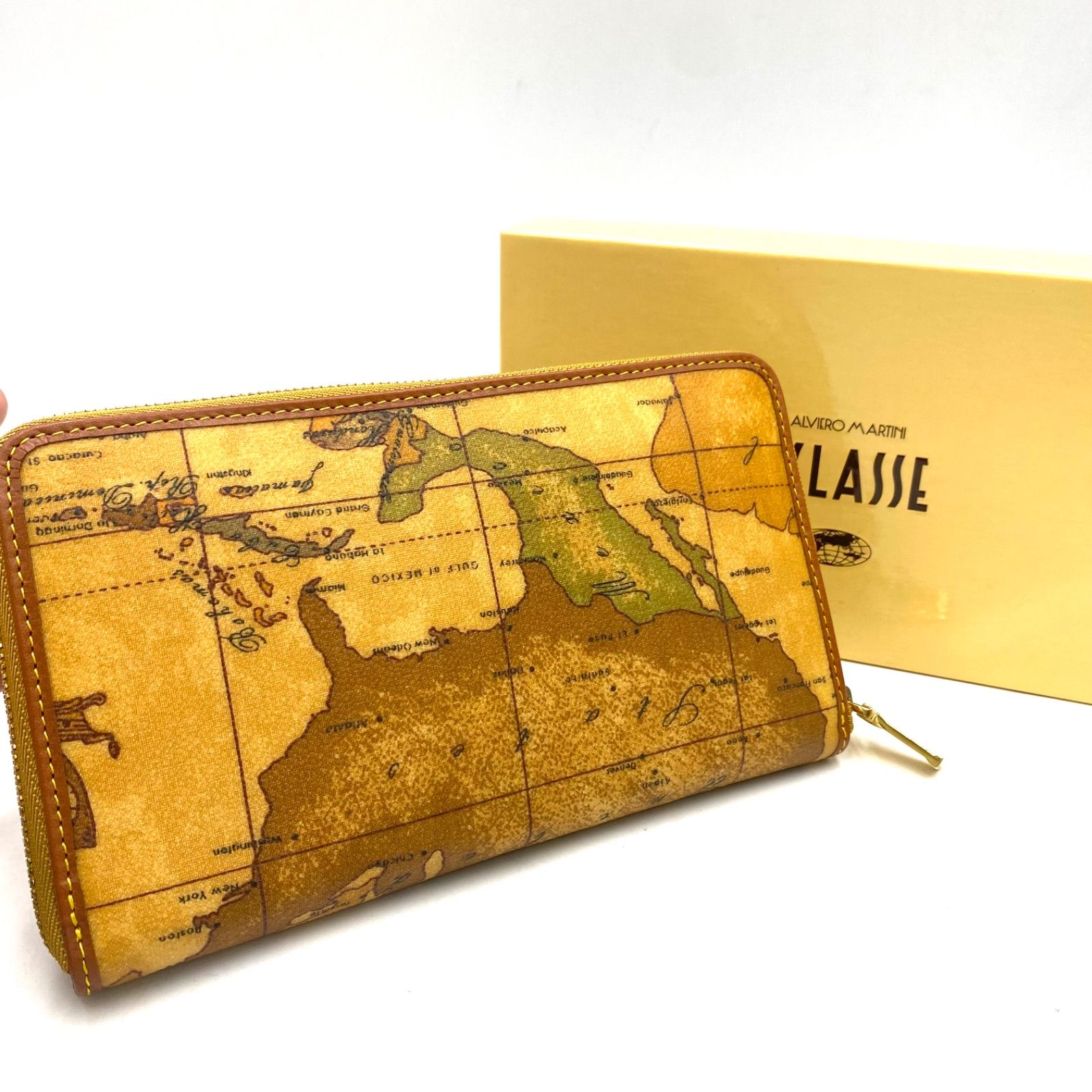 未使用保管品 PRIMA CLASSE プリマクラッセ 財布 ウォレット 地球儀
