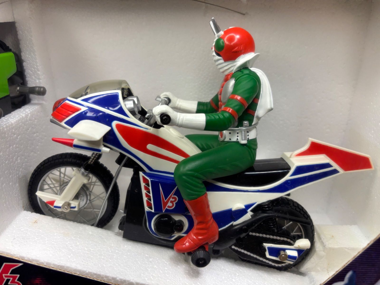 仮面ライダーV3 1/10 ハリケーン アクションバイク R/CシリーズNo.3