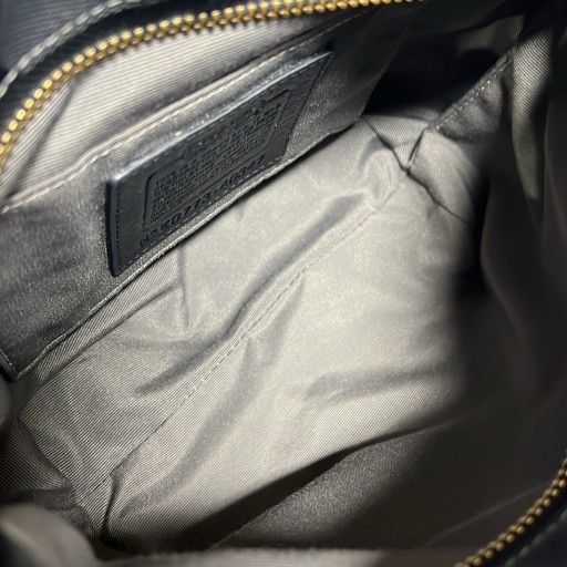 COACH コーチ ショルダーバッグ アクセサリーポーチ ワンショルダーバッグ シグネチャー 40347 ブラック ゴールド COACH コーチ ショルダーバッグ アクセサリーポーチ ワンショルダー