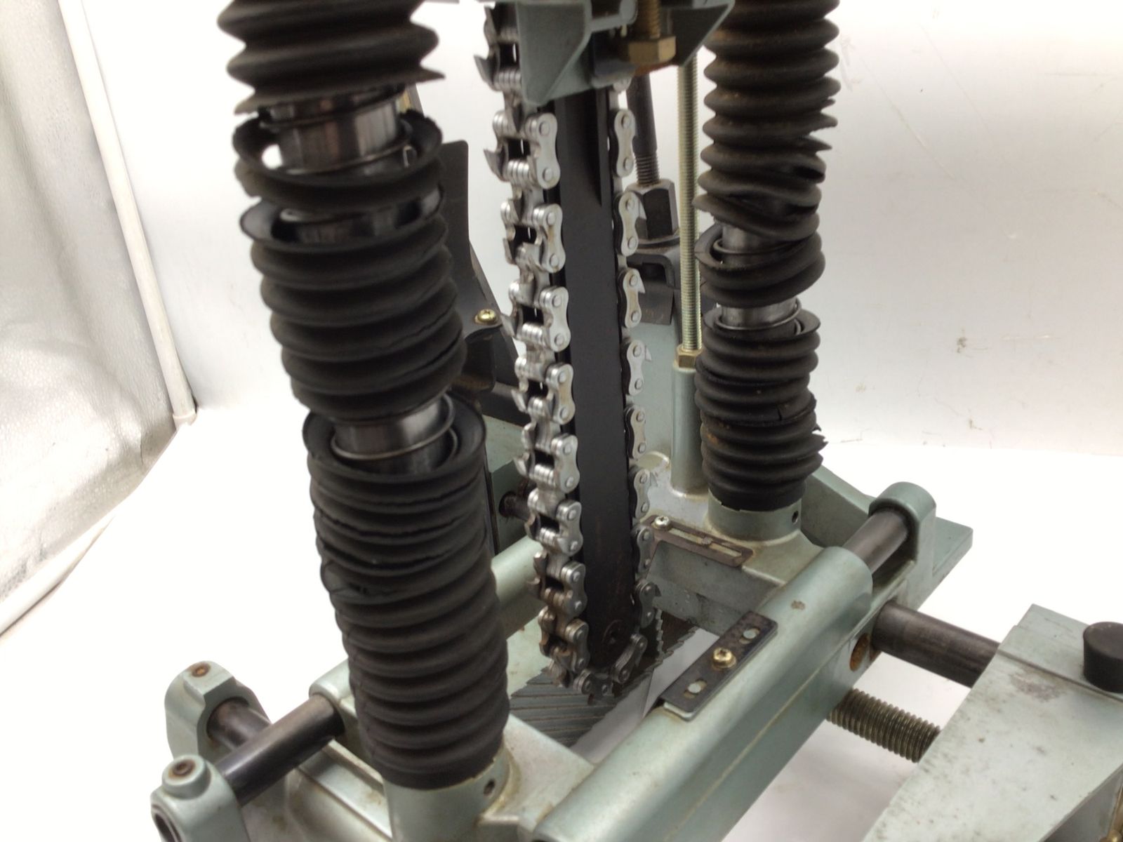 日立工機 BC21SA チェンのみ【野田愛宕店】【店頭取引限定】【中古】管理番号：ITCQ3L0K1W6F 中古品】HITACHI/日立工機 BC21SA チェーンのみ/チェンのみ 溝掘り