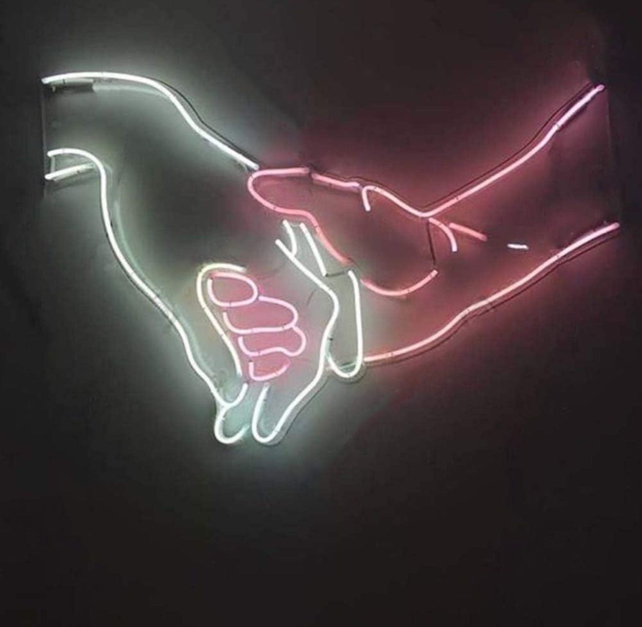 オーダーメイド ネオンサイン 握手 レッド ガラス製 壁掛け装飾