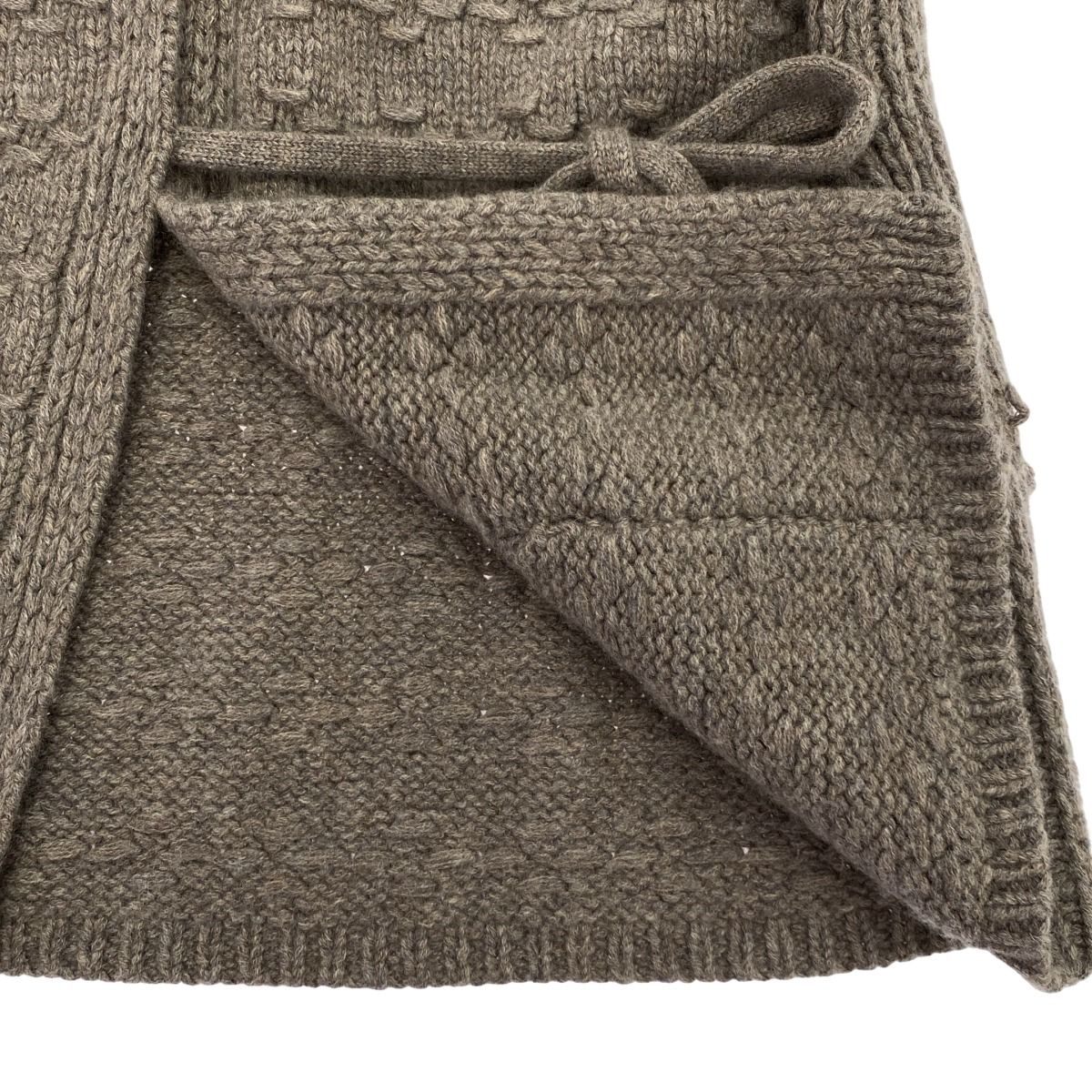 TOWAVASE トワヴァーズ Nosleeve Cardigan ノースリーブ カシミヤカーディガン 24-0045A グレー TOWAVASE トワヴァーズ Nosleeve Cardigan ノースリーブ カシミヤ