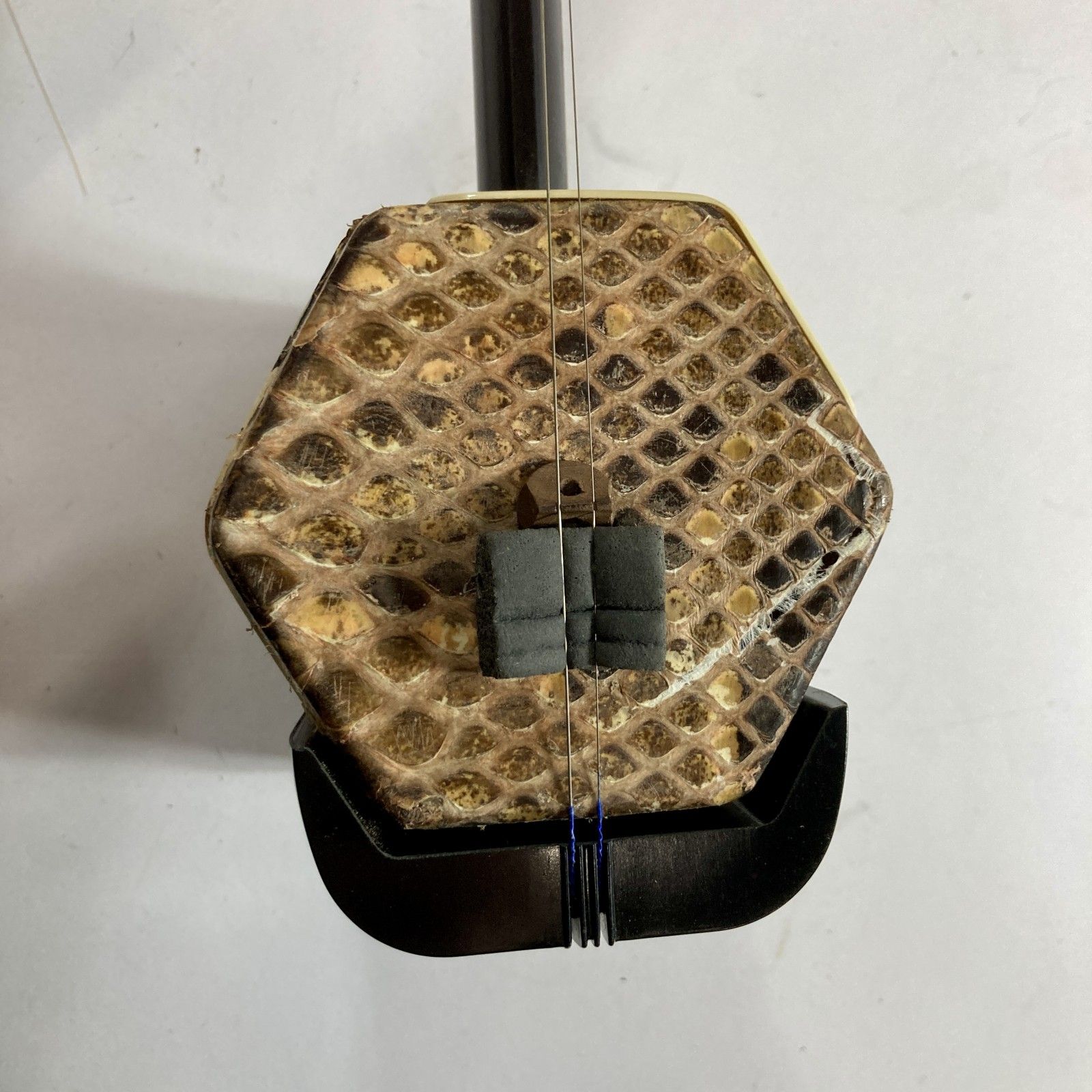 ☆ 希少 中国伝統楽器 上海民族楽器 二胡 蛇皮 淳煌牌ラベル 高級