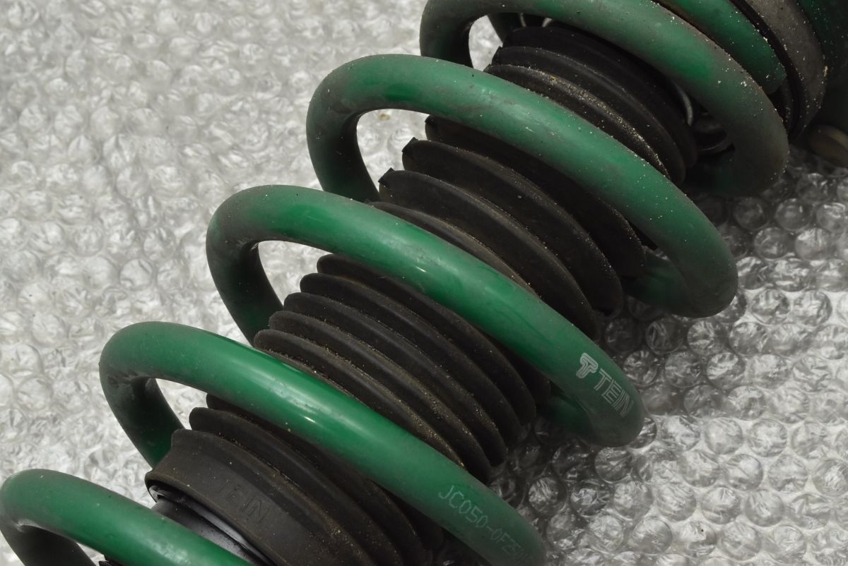 く*ろ様 TEIN STREET FLEX サスペンションキット　ステップワゴン く*ろ様 TEIN STREET FLEX サスペンションキット ステップワゴン 良好