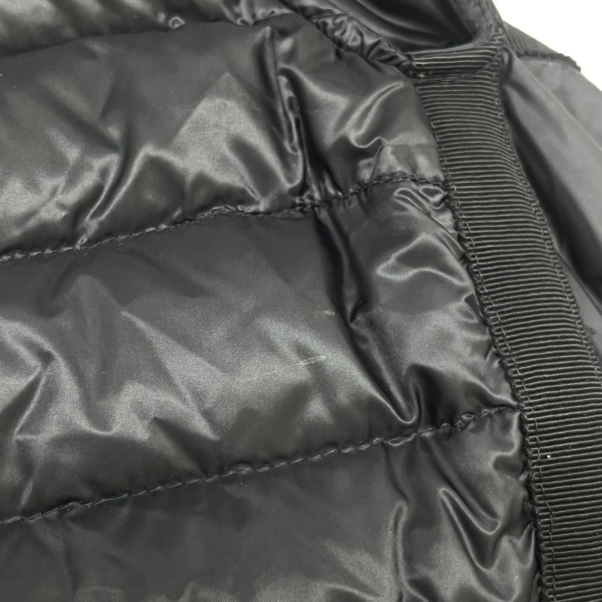 MONCLER×sacai モンクレール サカイ HITOMI GILET ダウンベスト