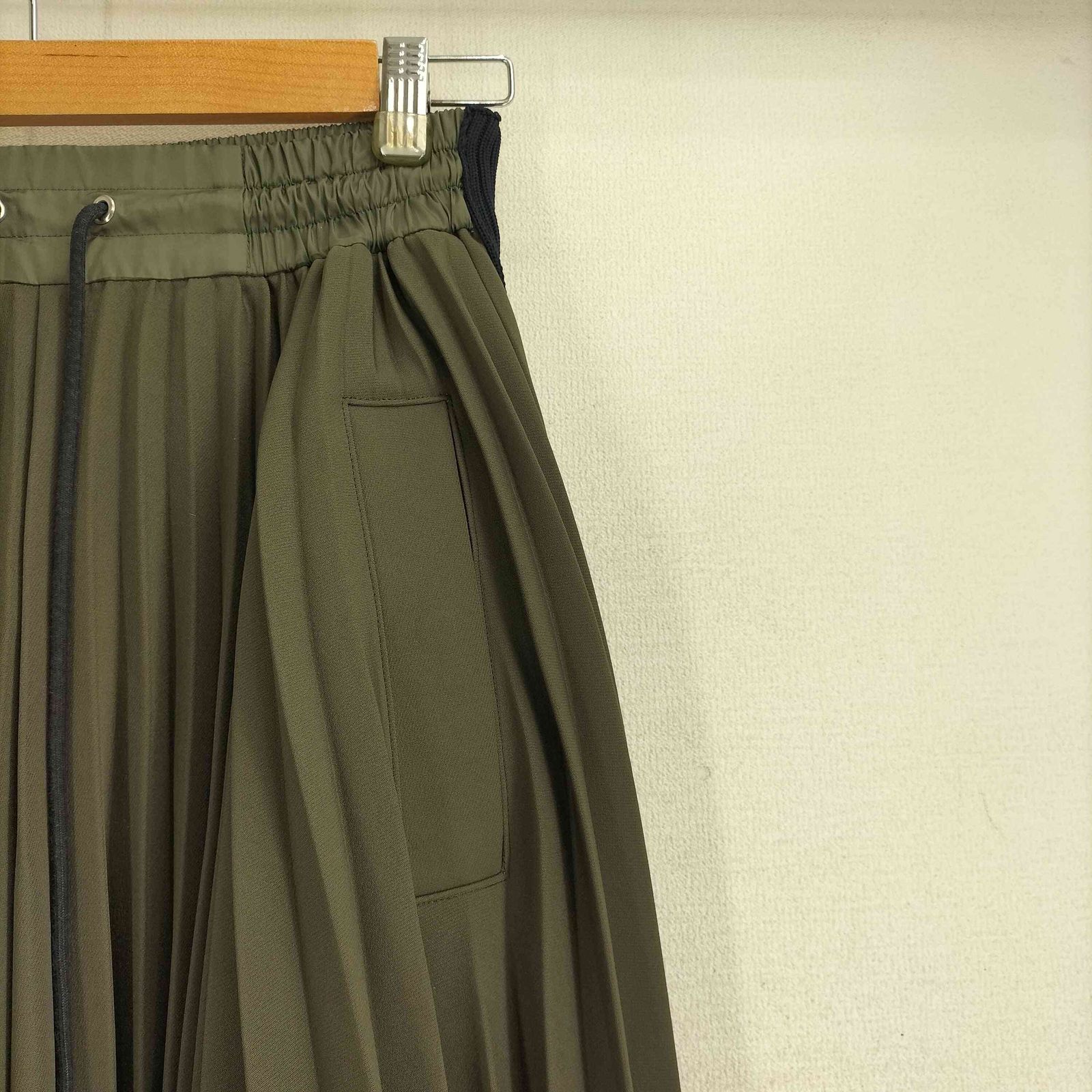 サカイ Sacai 24SS Technical Jersey Skirt レディース JPN：0 - メルカリ