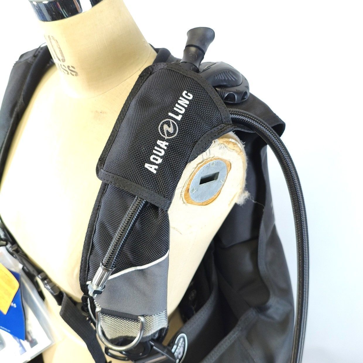 未使用 AQUALUNG アクアラング AXIOM i3 BCジャケット LGサイズ［BC 