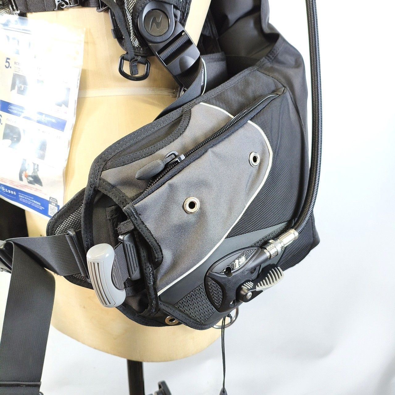 未使用 AQUALUNG アクアラング AXIOM i3 BCジャケット LGサイズ［BC 