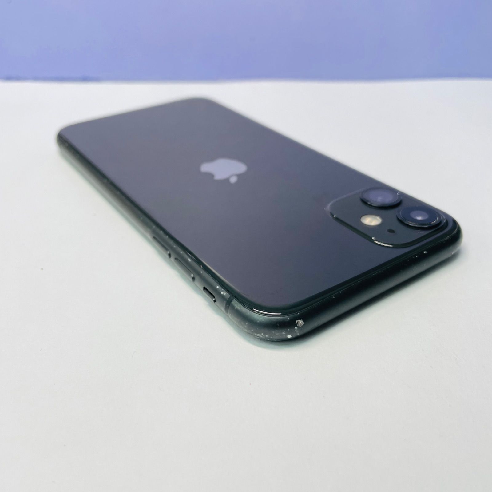 iPhone 11 64GB SIMフリー 電池100% 54688 - メルカリ