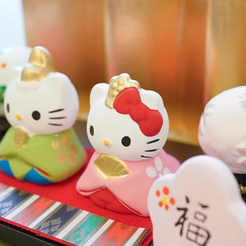 瀬戸焼 ハローキティ ミニ雛かざりセット 台座・屏風付き コンパクト