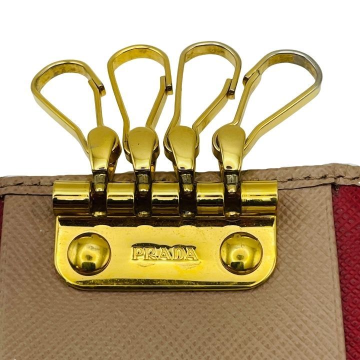 美品 PRADA プラダ キーリング付き4連キーケース サフィアーノレザー