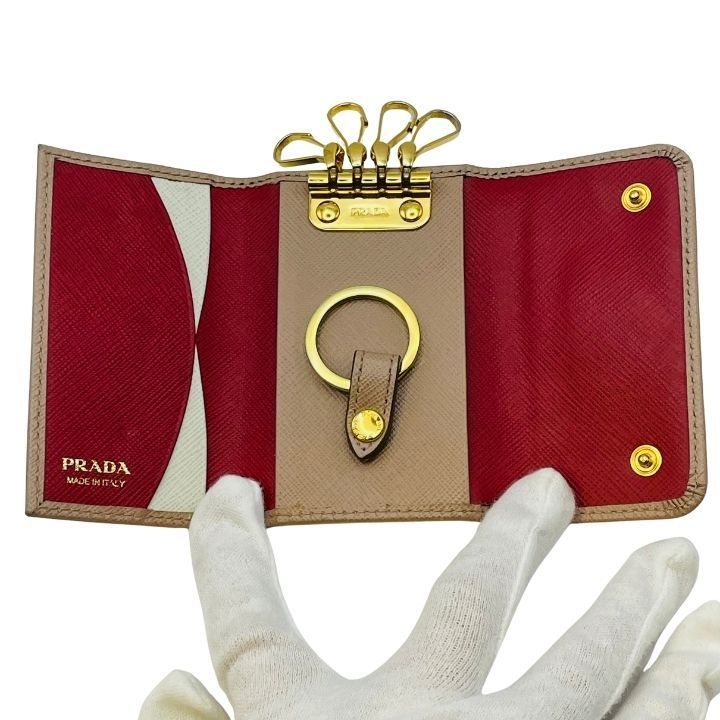 美品 PRADA プラダ キーリング付き4連キーケース サフィアーノレザー