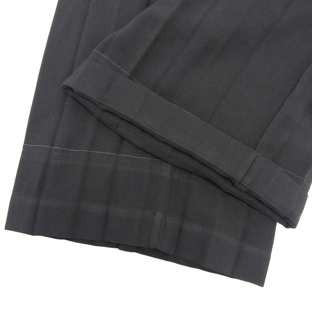 me ミー/イッセイミヤケ クロップド プリーツ パンツ ボトムス