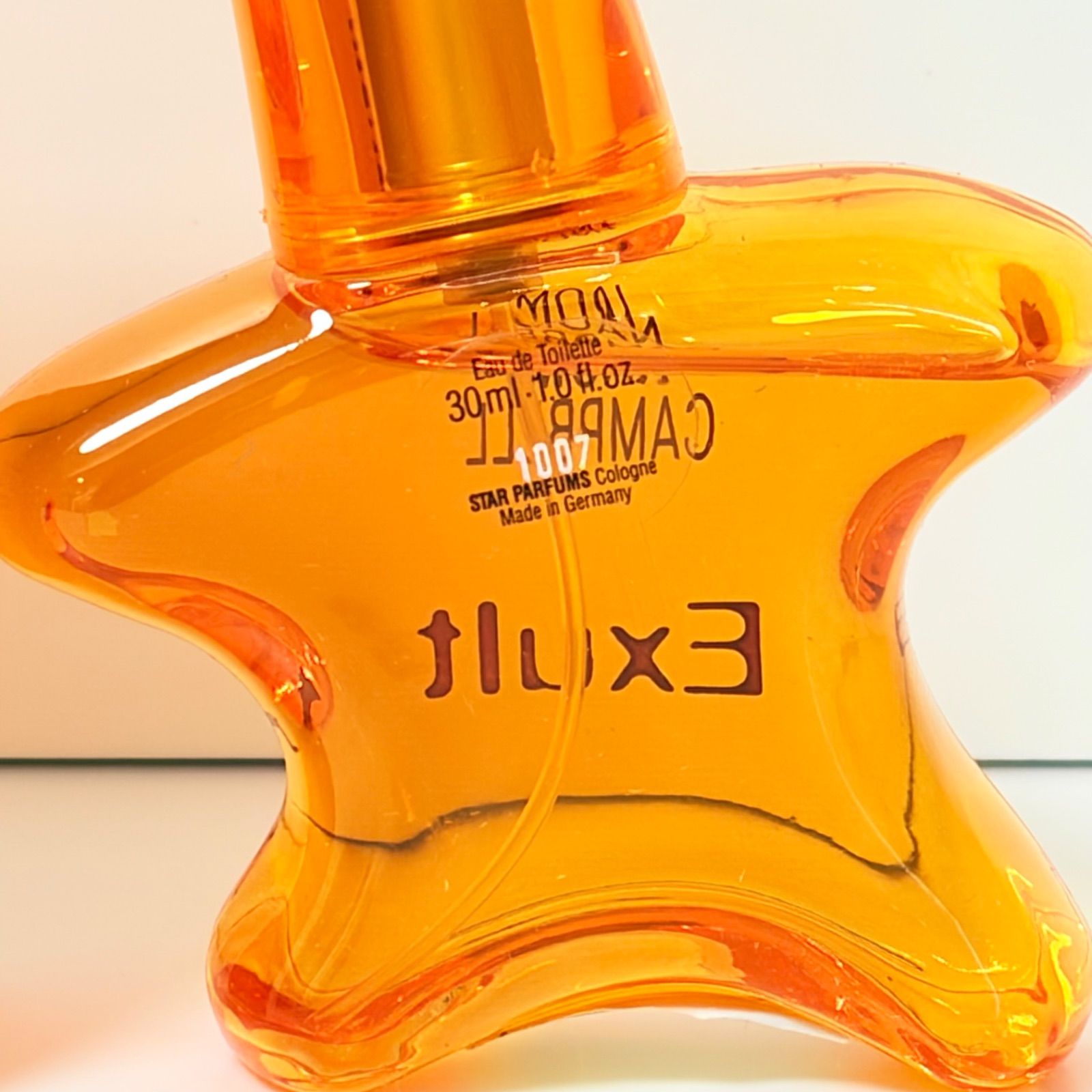 Naomi Campbell Exult オードトワレ 50ml 【公式通販】