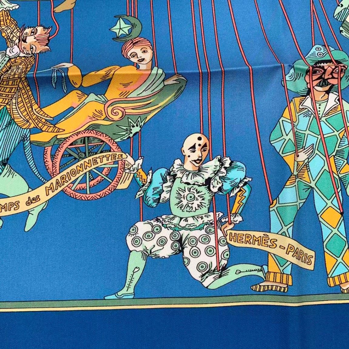 Hermes エルメス　カレ　ギャザー　プリーツ　 マリオネットの時間 Hermes エルメス カレ ギャザー プリーツ マリオネットの時間 エルメス