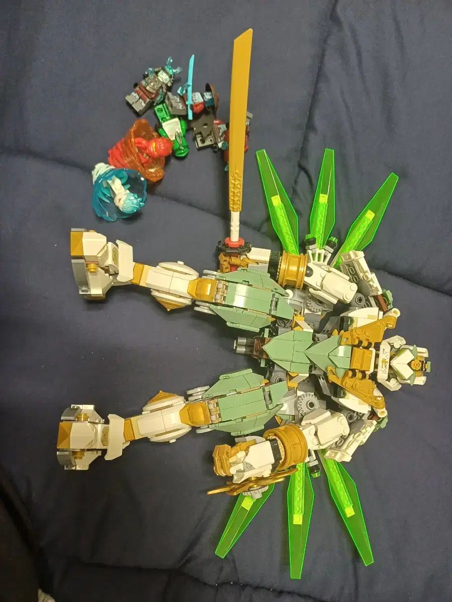 LLOYD タイ タン ロボット 70676