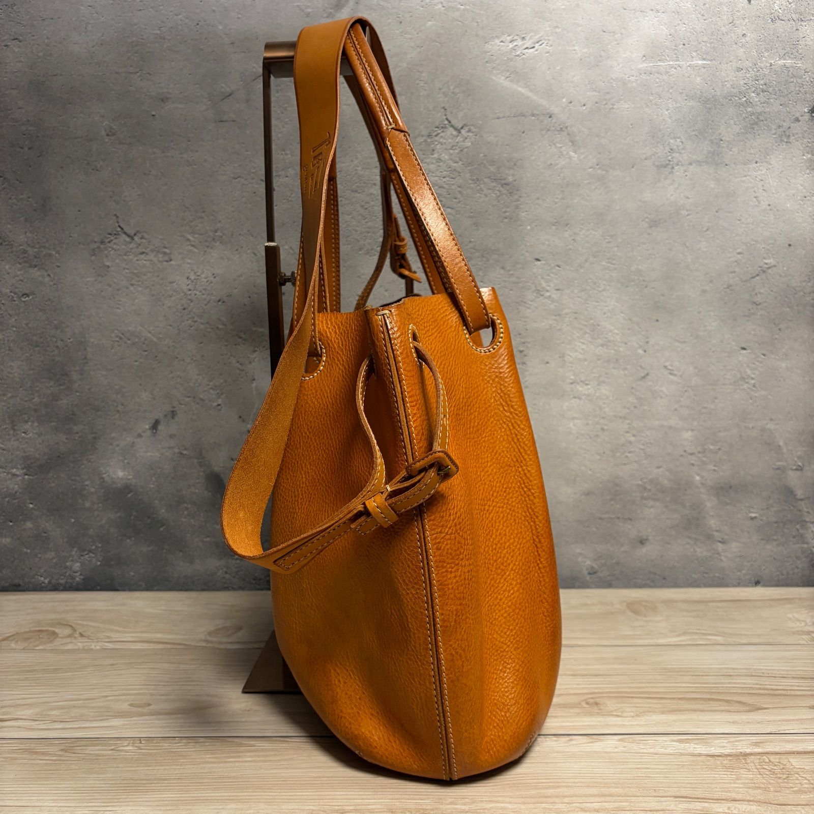 genten ゲンテン エターデ ショルダーバッグ 2way トスカ ブラウン ✨genten ゲンテン エターデ トスカ 2WAY ショルダー トートバッグ 本