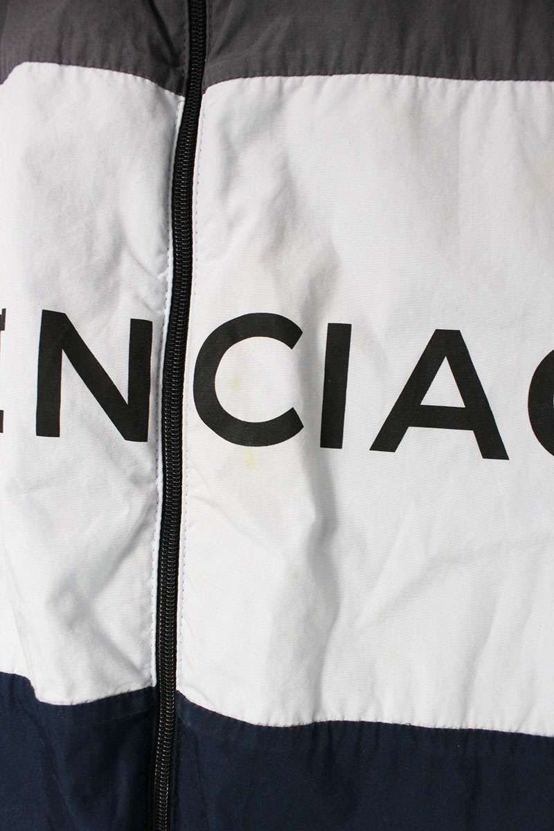 バレンシアガ 508901 TWB13 ロゴプリントポプリンシャツブルゾン