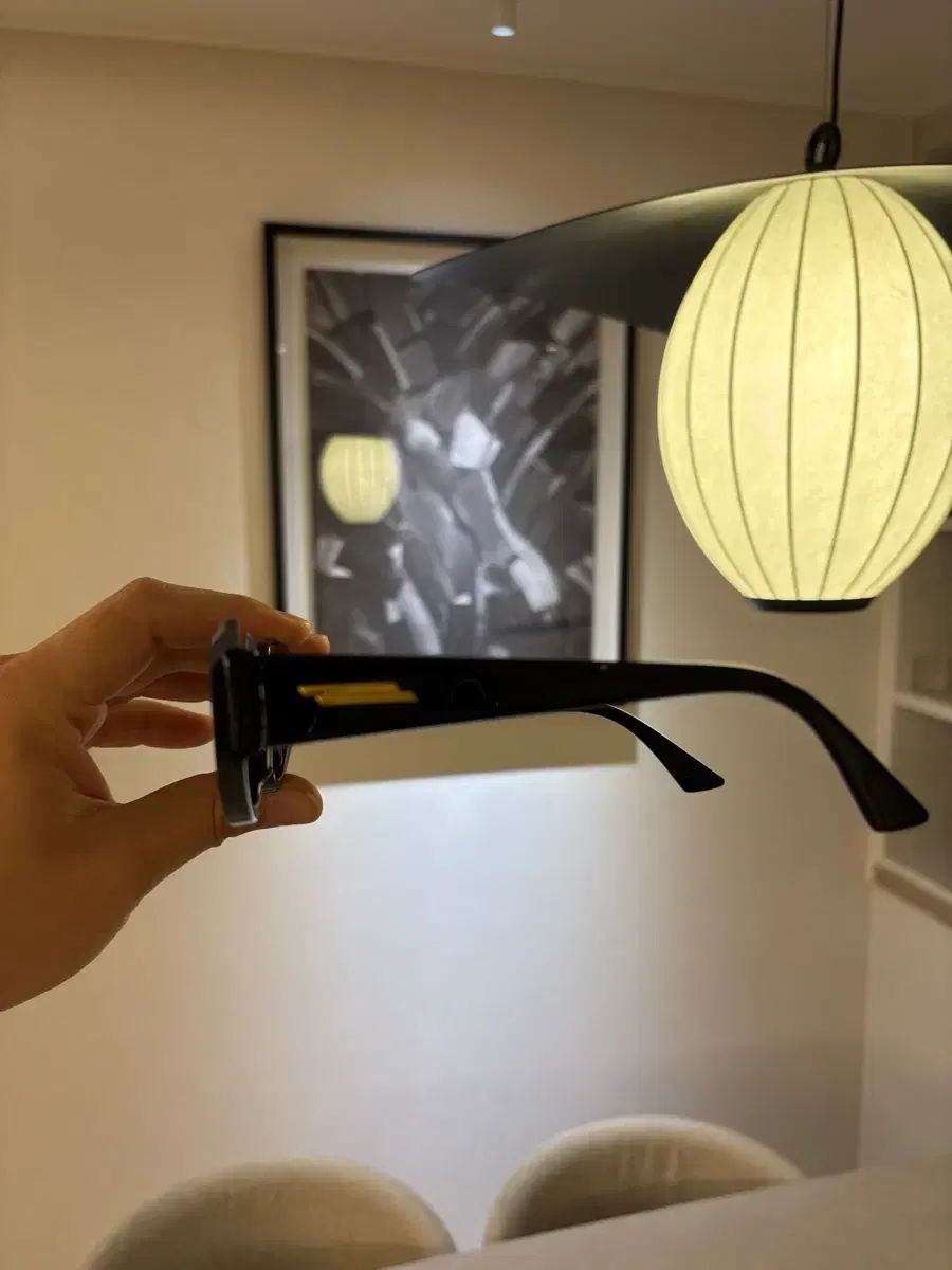 ボッテガ・ヴェネタ キャットアイ サングラス (ブラック) - メルカリ