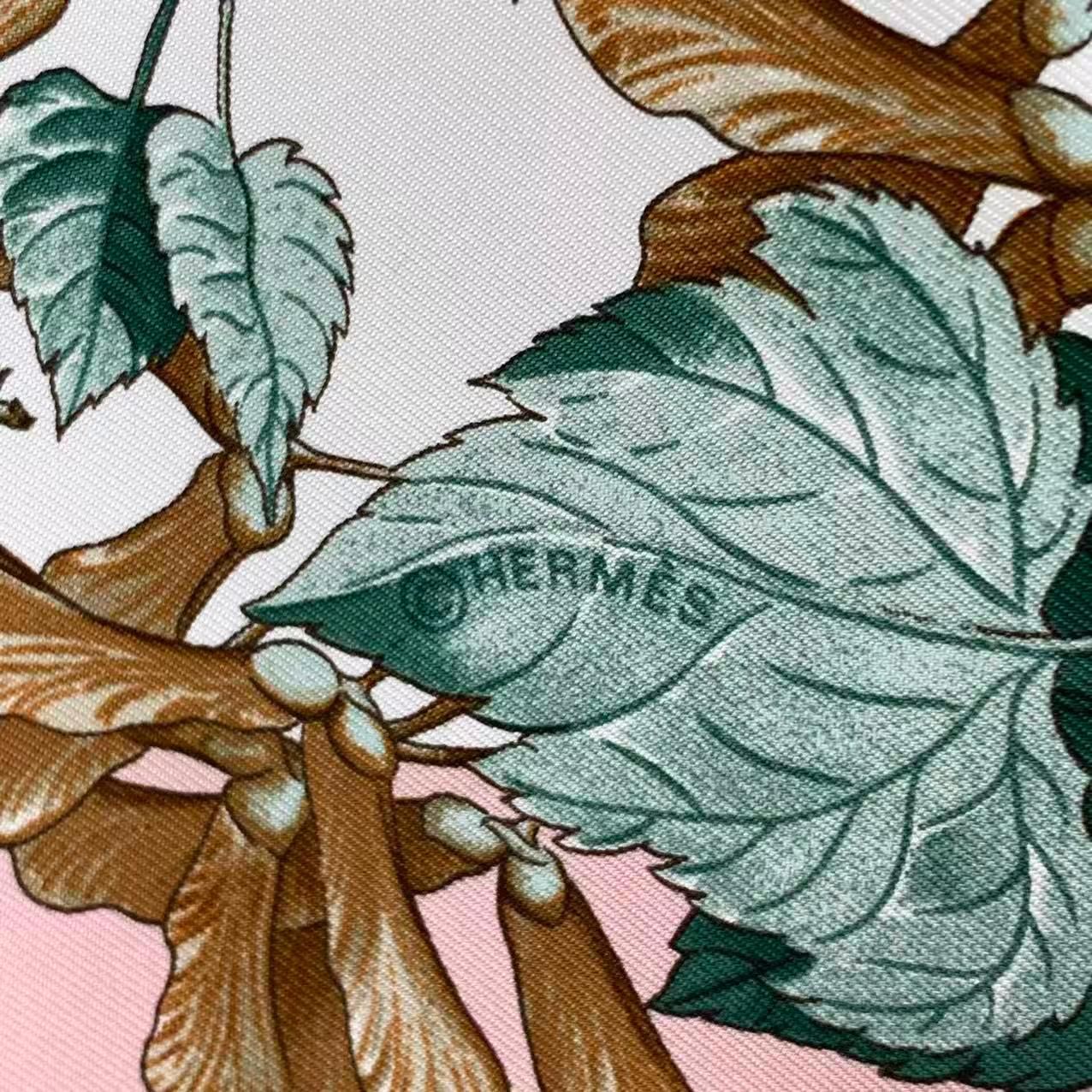 未使用品 HERMES エルメス カレ90 スカーフ シルク U COEUR DES BOIS
