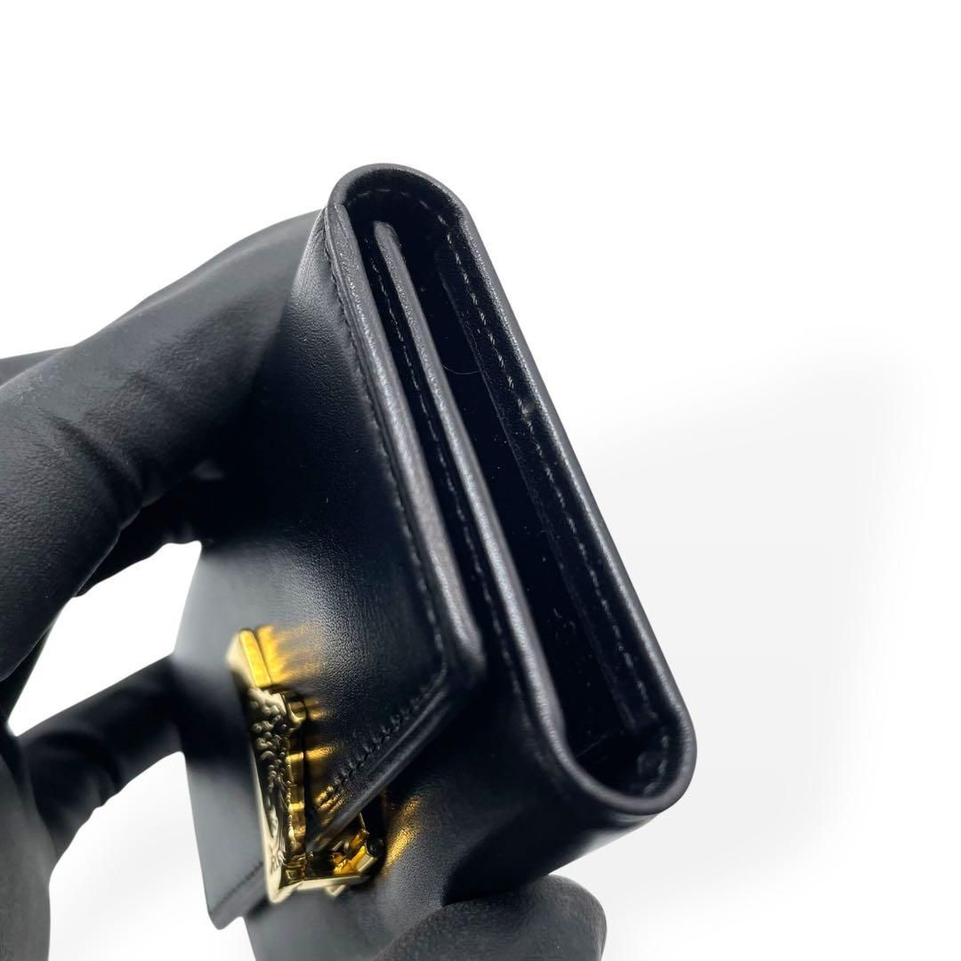 極美品 希少 GIANNI VERSACE 6連キーケース レザー 保存箱 黒 - メルカリ