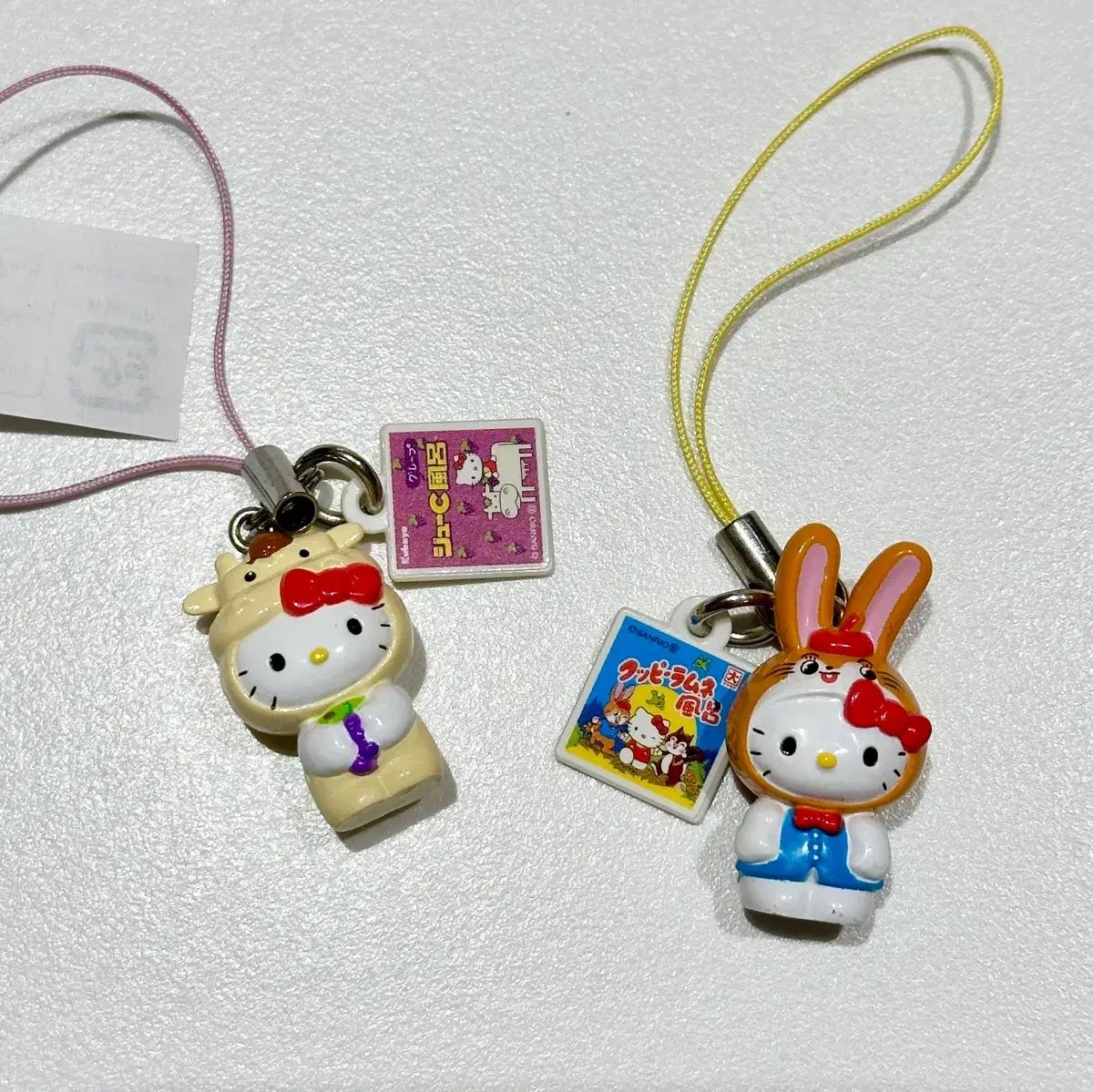 ハローキティ　ストラップ　レトロ クピラムネキティーストラップセット レトロキティーキティストラップ