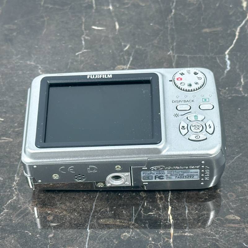 FUJIFILM FinePix A800 コンパクトデジタルカメラ 800万画素 Super CCD