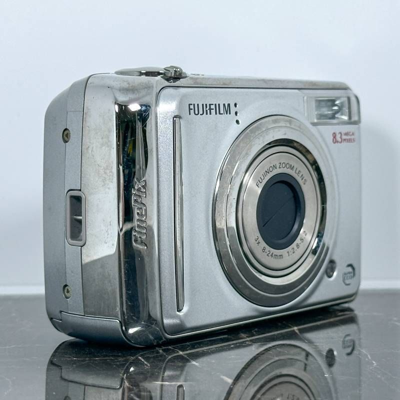 FUJIFILM FinePix A800 コンパクトデジタルカメラ 800万画素 Super CCD
