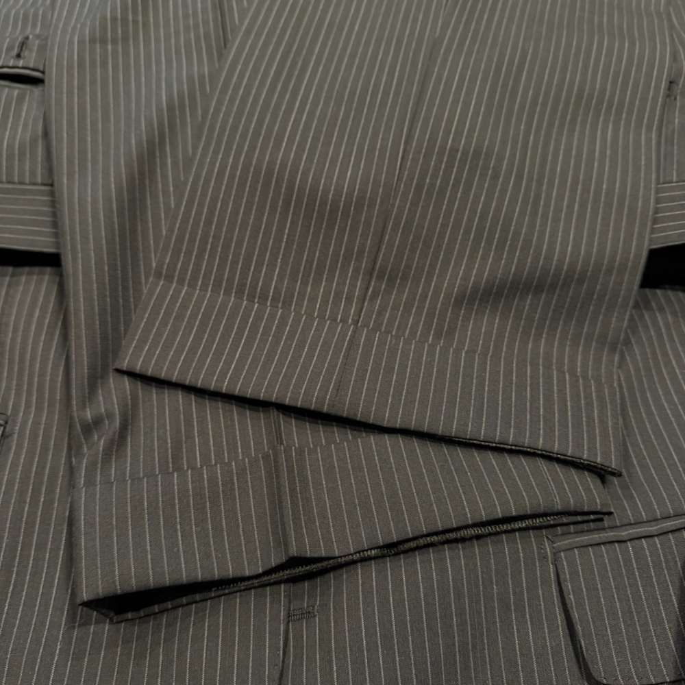 サルヴァトーレフェラガモ Salvatore Ferragamo セットアップ