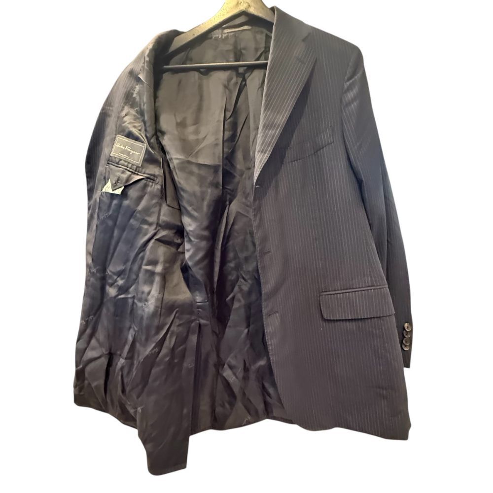 サルヴァトーレフェラガモ Salvatore Ferragamo セットアップ