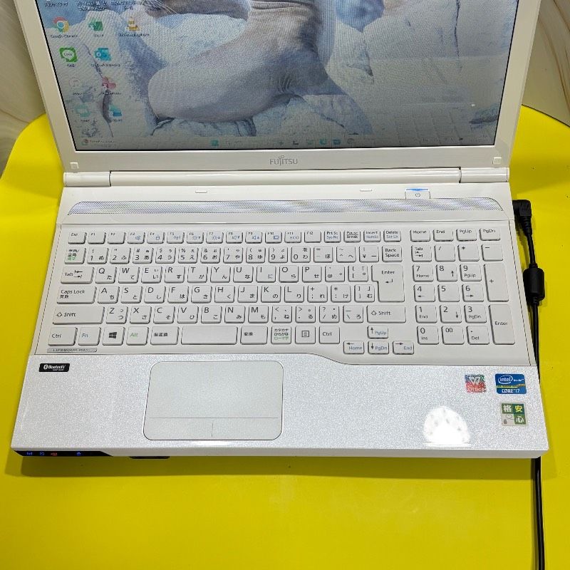 爆速Core i7✨美品✨富士通ノートパソコン✨メモリ8GB 新品SSD