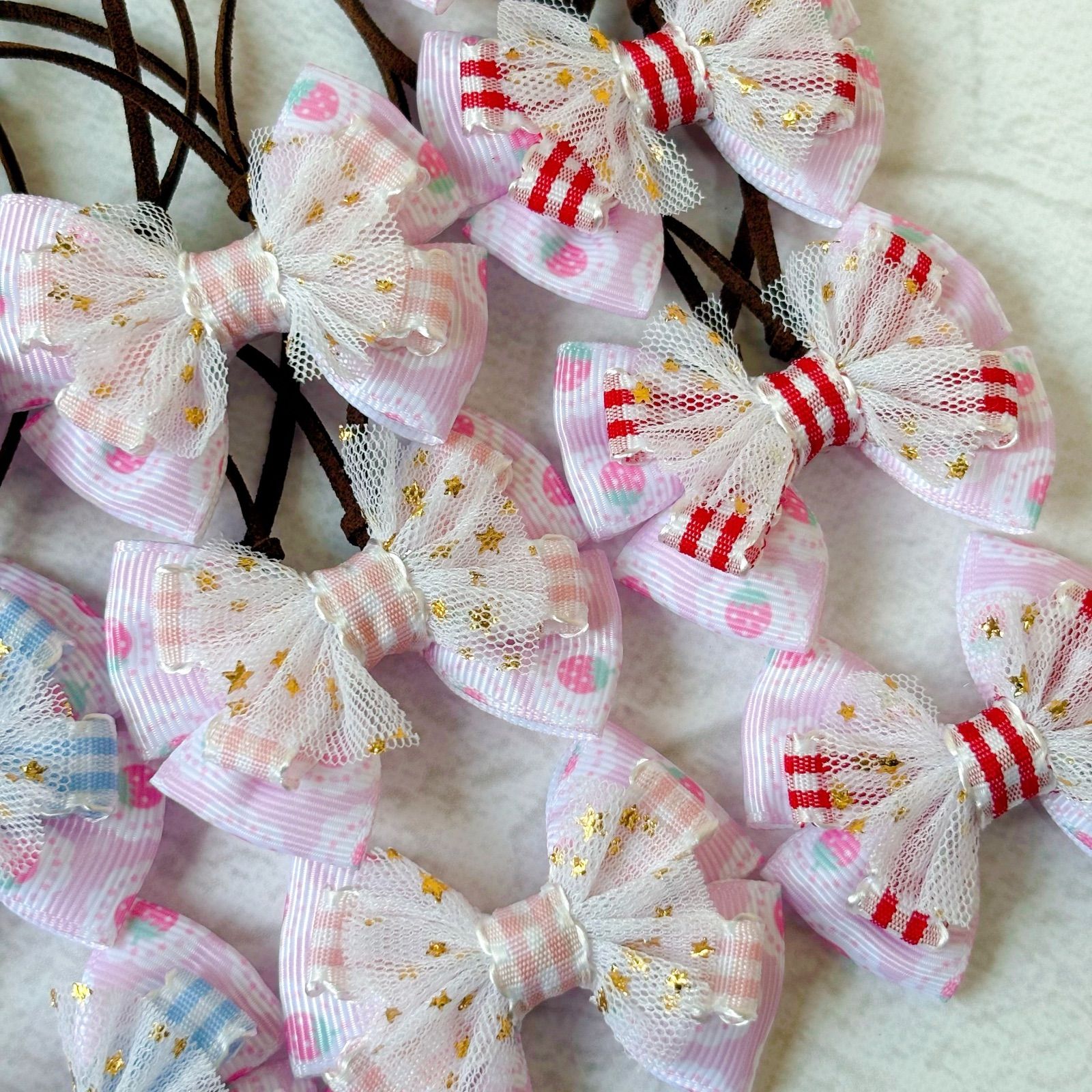 在庫限り】 14本 トリミングチョーカー 《097》苺 いちご チュール