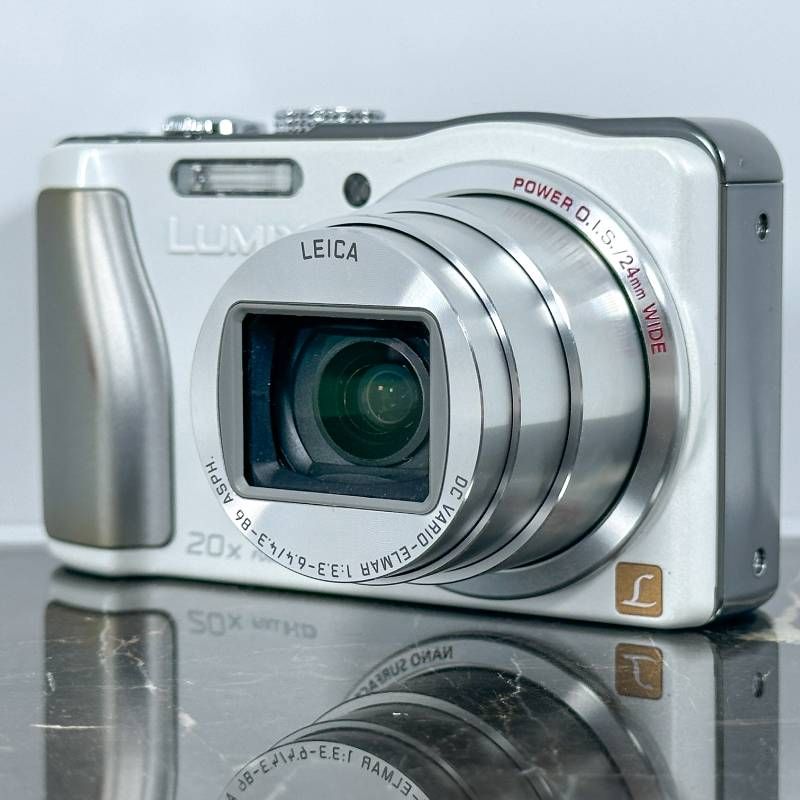 Panasonic LUMIX DMC-TZ30 ホワイト コンパクトデジタルカメラ 1410万