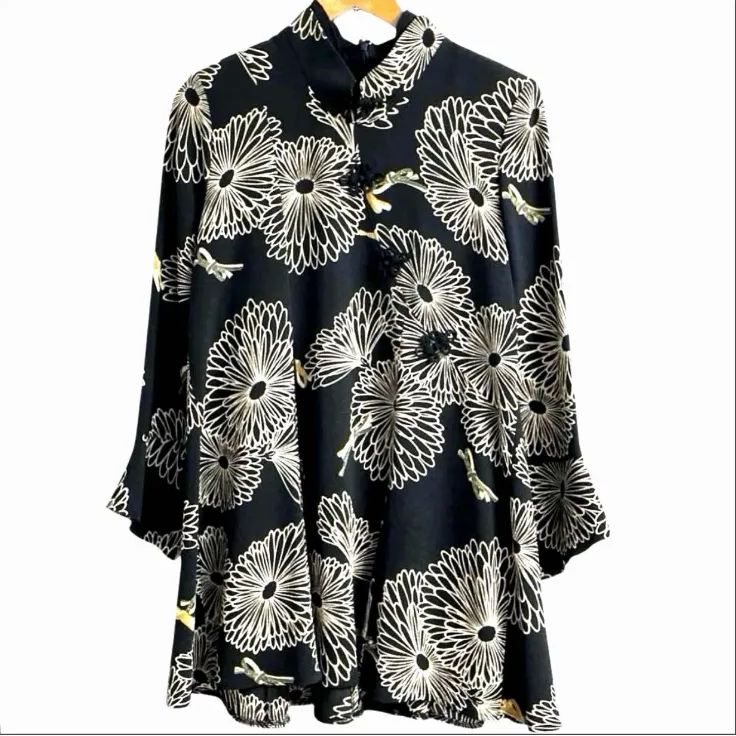 詩仙堂 BY HITOSHI ちりめん織り フラワープリント チュニックブラウス