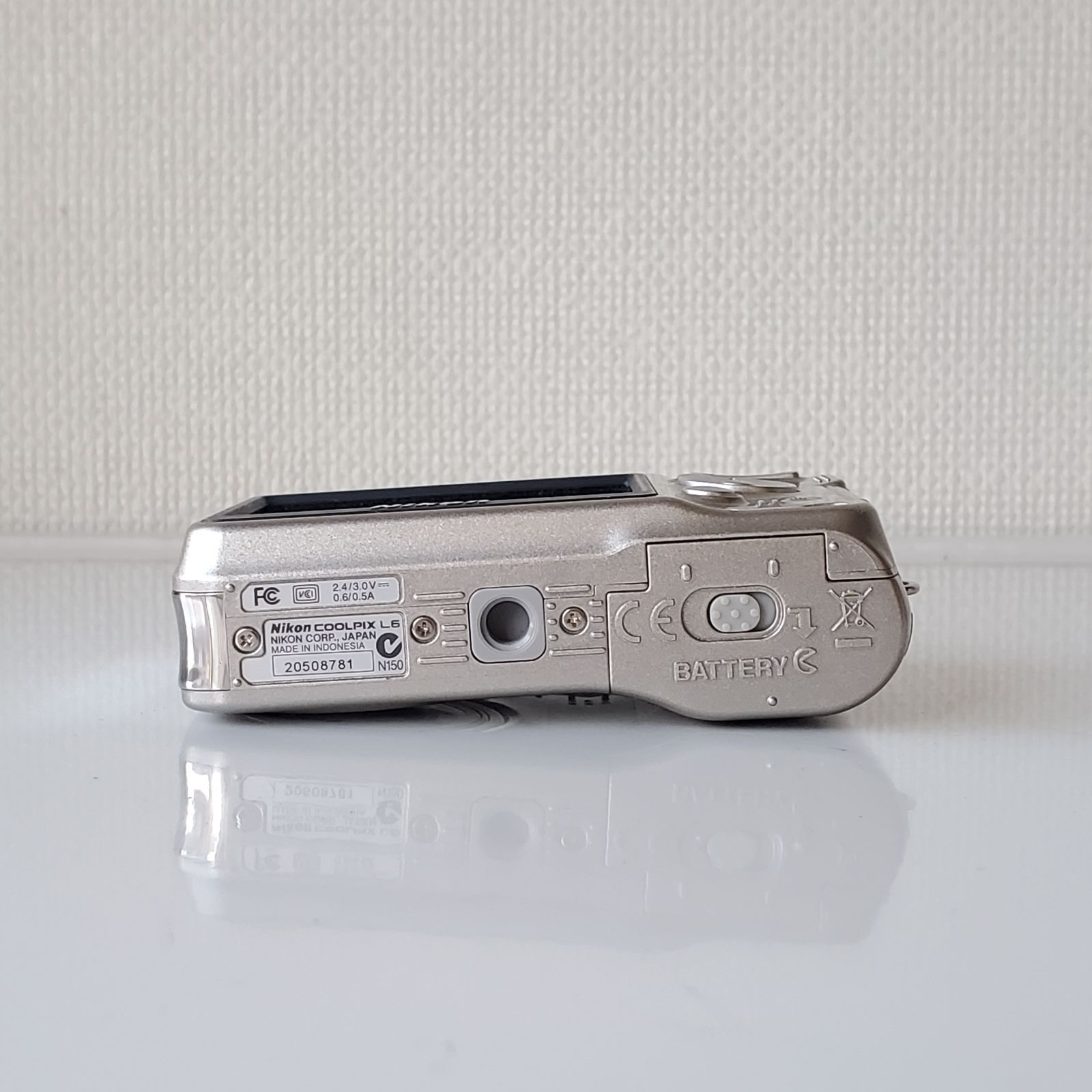 SDカード4GBをおまけ♪ 通電・基本動作確認 ニコンNikon COOLPIX L6