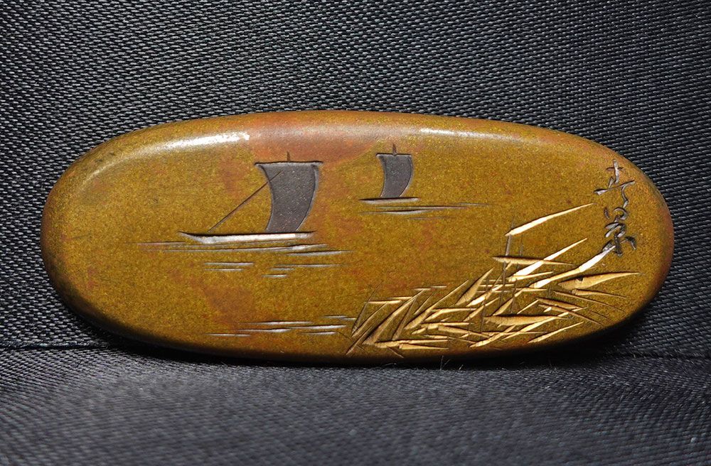 ☆在銘 寿景 素銅地利根川之図 前金具 片切彫 毛彫 金銀象嵌 細密金工