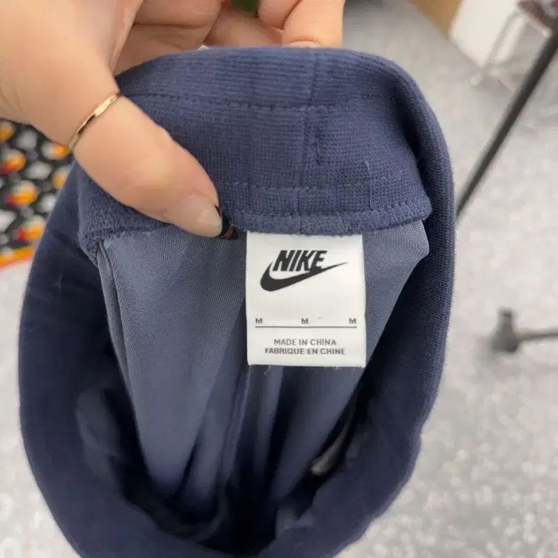 ナイキ 刺繍 ロゴ Y2K 00's ツアーベルベット ジョガー トラックパンツ