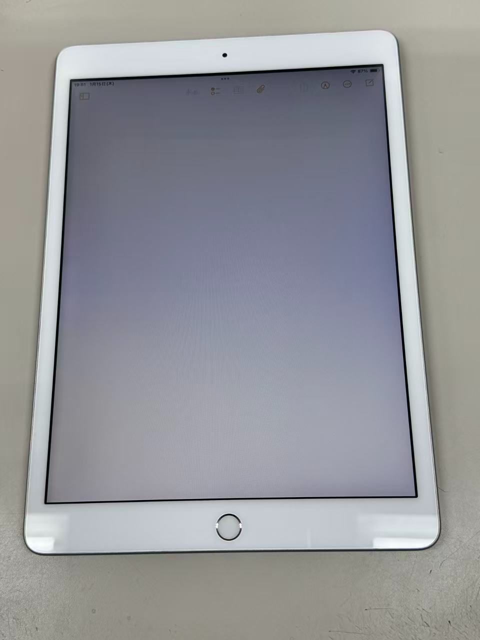 超美品 Apple iPad 第7世代 Wi-Fi 128GB シルバー - メルカリ