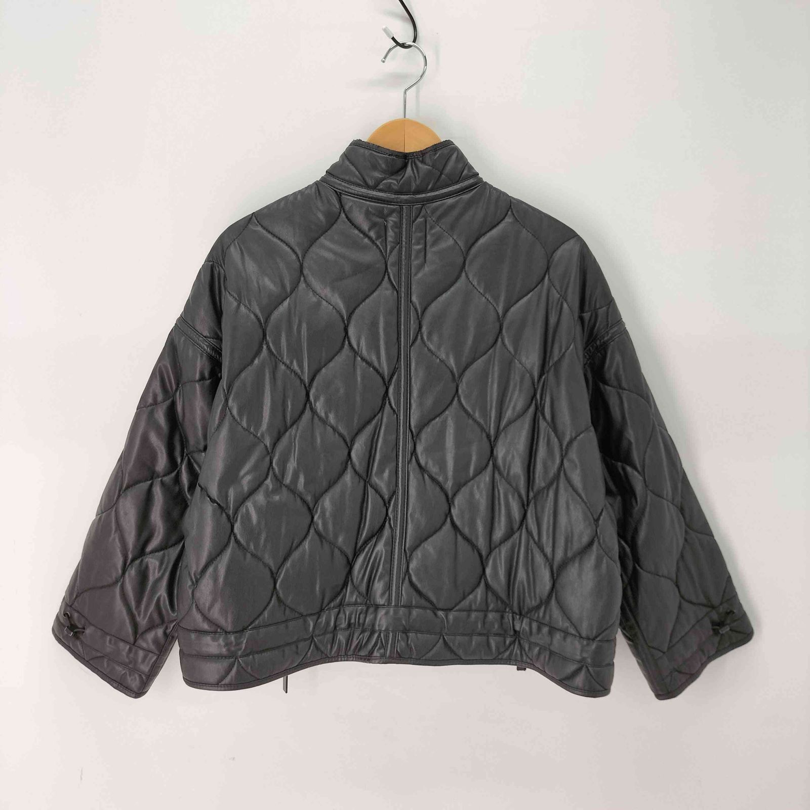 新品 ザラ ショートキルティング フェイクレザーブルゾン ジャケット L